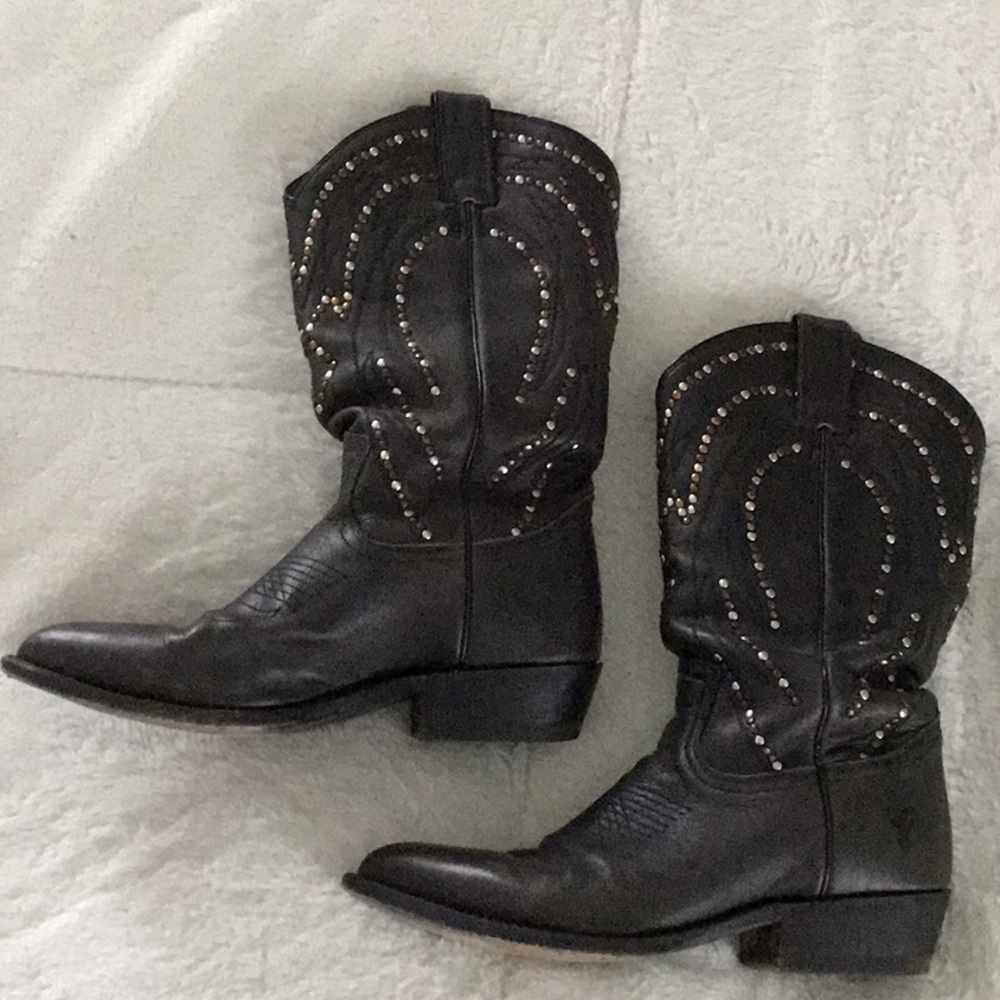 Frye Billy stud pull on cowboy boots - Picture 3 of 9